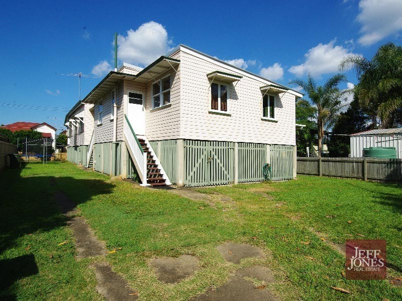 3/18 Lilly Street, Greenslopes QLD 4120