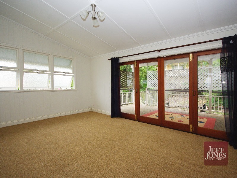 34A Brae Street, Coorparoo QLD 4151