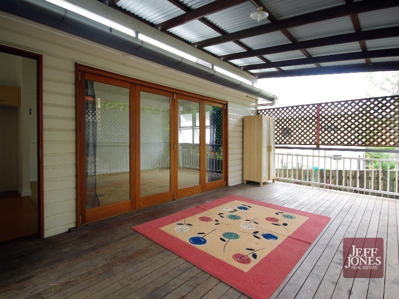 34A Brae Street, Coorparoo QLD 4151
