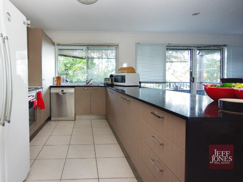 100 Seeana Drive, Mount Cotton QLD 4165