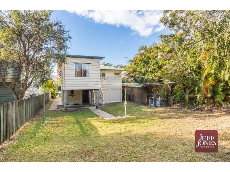 37 Jubilee Street, Greenslopes QLD 4120
