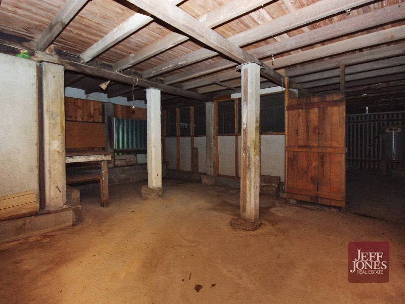 98 Earl Street, Greenslopes QLD 4120