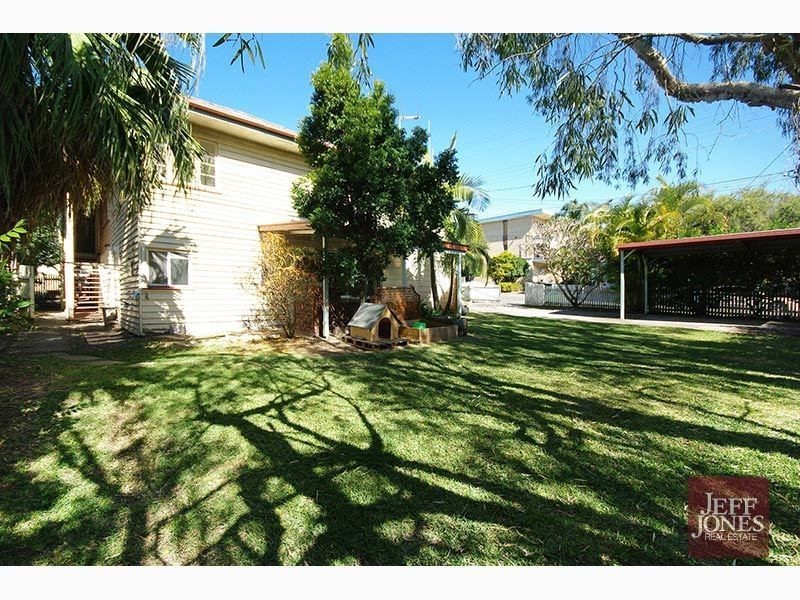 20 St Leonards Street, Coorparoo QLD 4151