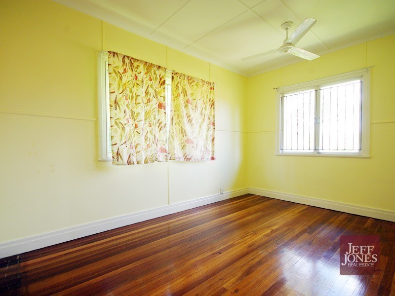 28 Heathwhite Street, Tarragindi QLD 4121