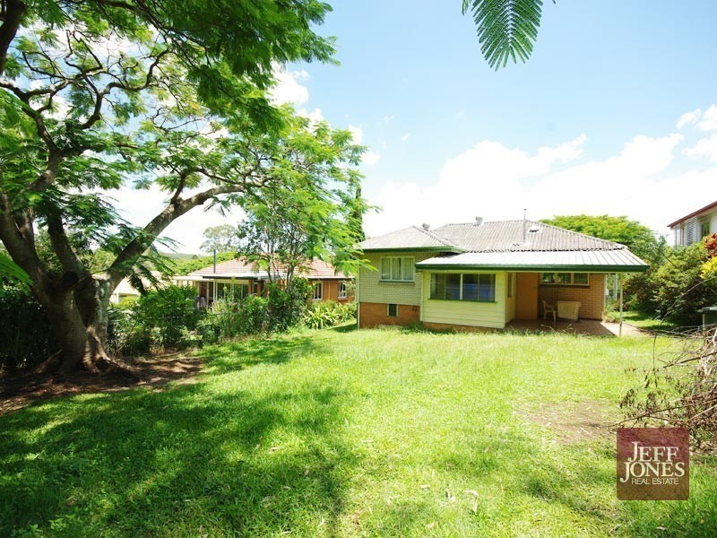 28 Heathwhite Street, Tarragindi QLD 4121