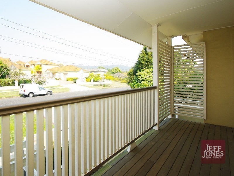 6 Mons Road, Carina Heights QLD 4152