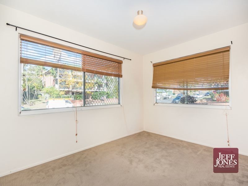 1/49 Rialto Street, Coorparoo QLD 4151