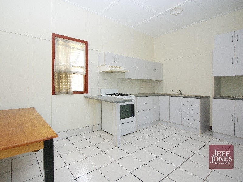 166 Cornwall Street, Greenslopes QLD 4120