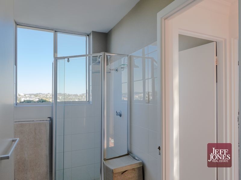 6/60 Norman Crescent, Norman Park QLD 4170