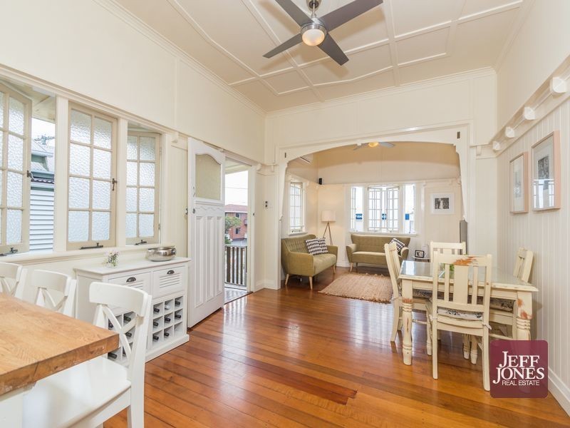 205 Juliette Street, Greenslopes QLD 4120