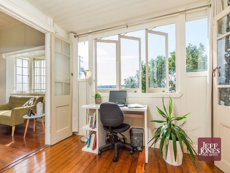 205 Juliette Street, Greenslopes QLD 4120