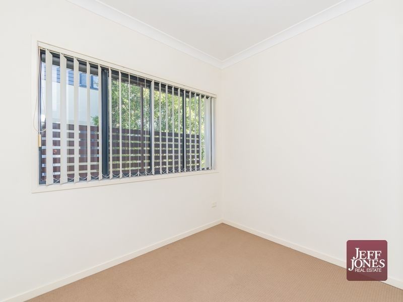 2/96 Marquis Street, Greenslopes QLD 4120