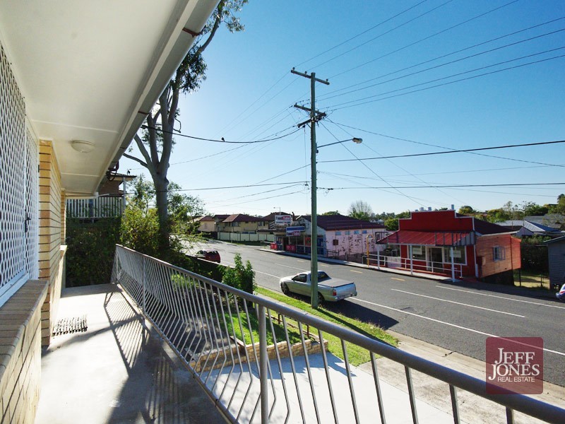 2/96 Ridge Street, Greenslopes QLD 4120