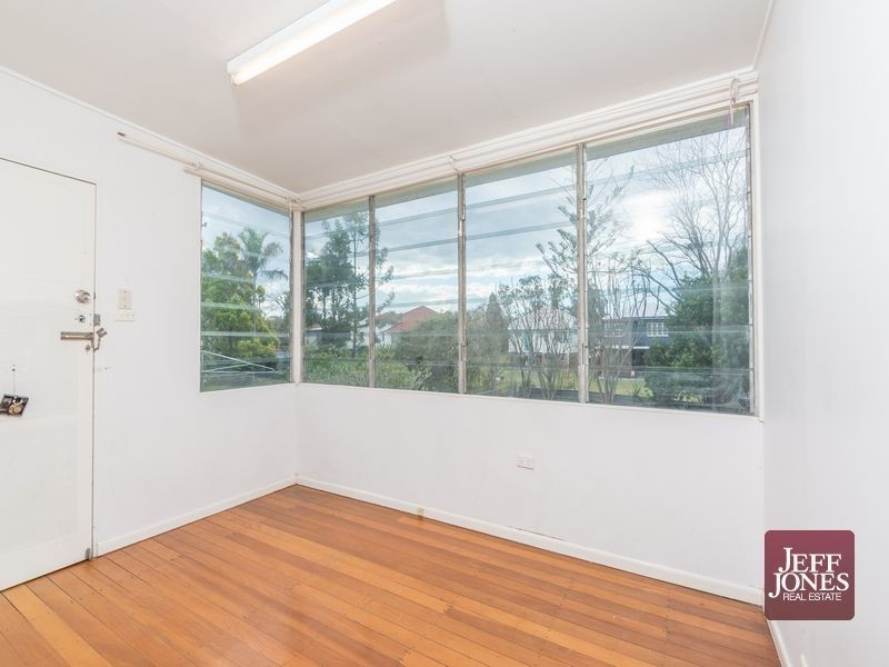 54 Salisbury Street, Woolloongabba QLD 4102