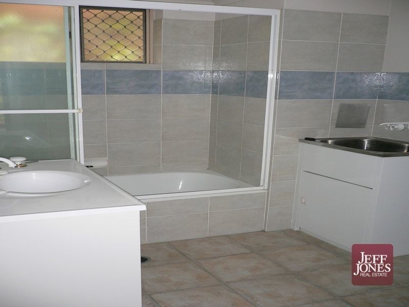 1/27 Vine Street, Greenslopes QLD 4120