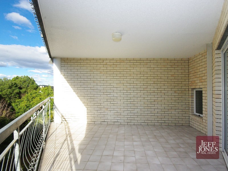 5/33 Kirkland Avenue, Coorparoo QLD 4151