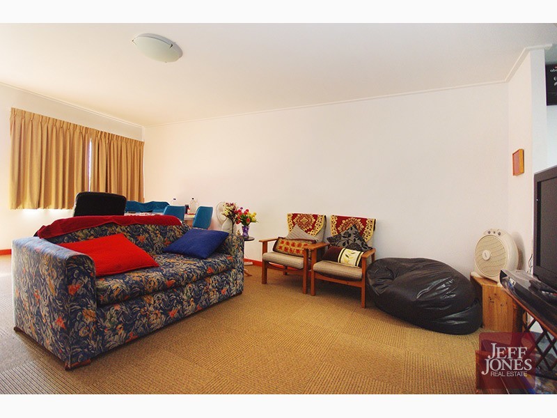 2/58 Wellington Street, Coorparoo QLD 4151