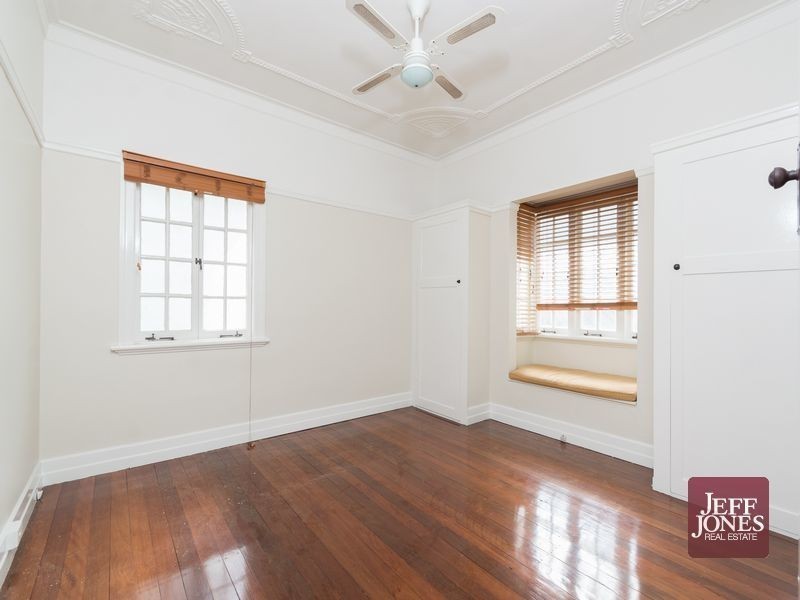 65 Halland Terrace, Camp Hill QLD 4152