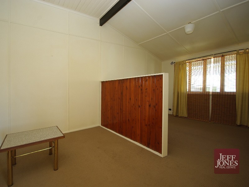 2/20 Macaulay Street, Coorparoo QLD 4151