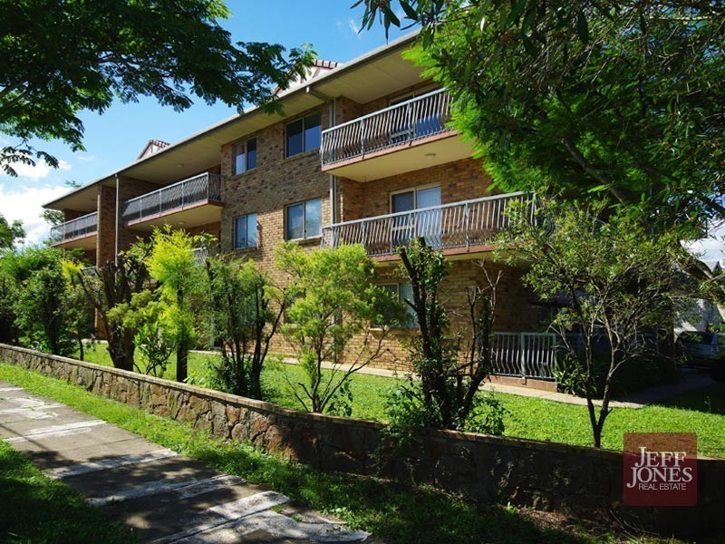9/2 Gustavson Street, Annerley QLD 4103