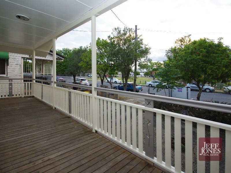 44 Carl Street, Woolloongabba QLD 4102