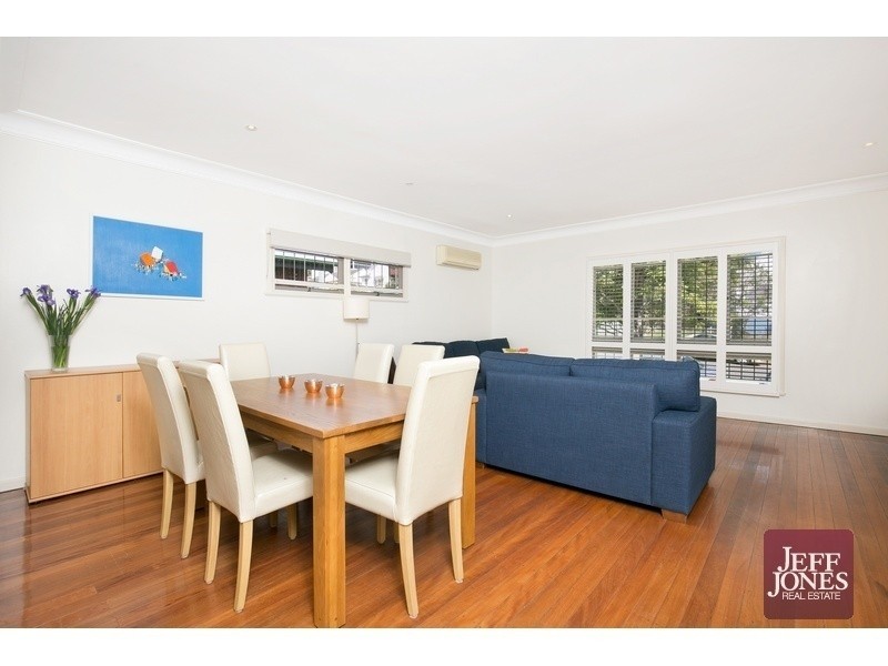 84 Bunya Street, Greenslopes QLD 4120