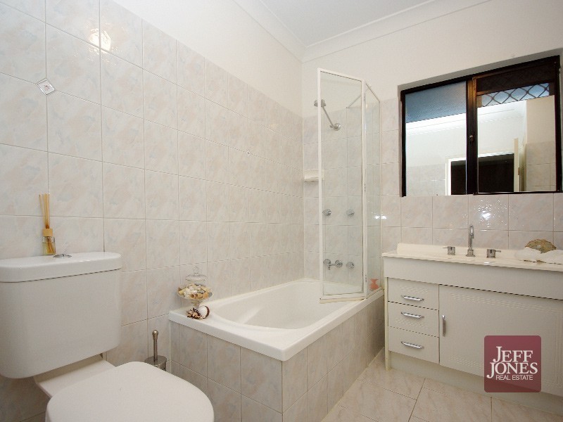 1/110 Pashen Street, Morningside QLD 4170