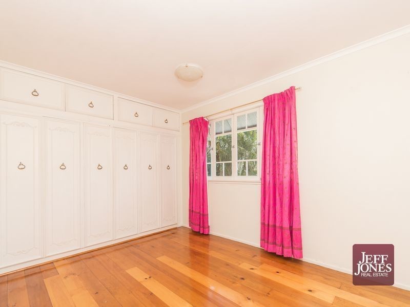 67 Woodhill Avenue, Coorparoo QLD 4151