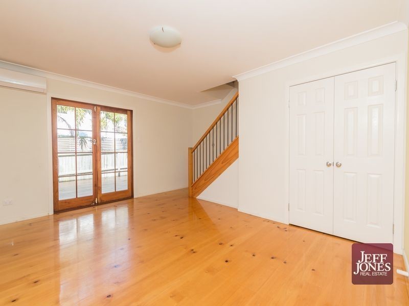 67 Woodhill Avenue, Coorparoo QLD 4151