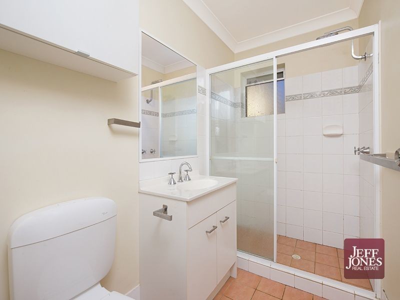 2/43 Hunter Street, Greenslopes QLD 4120