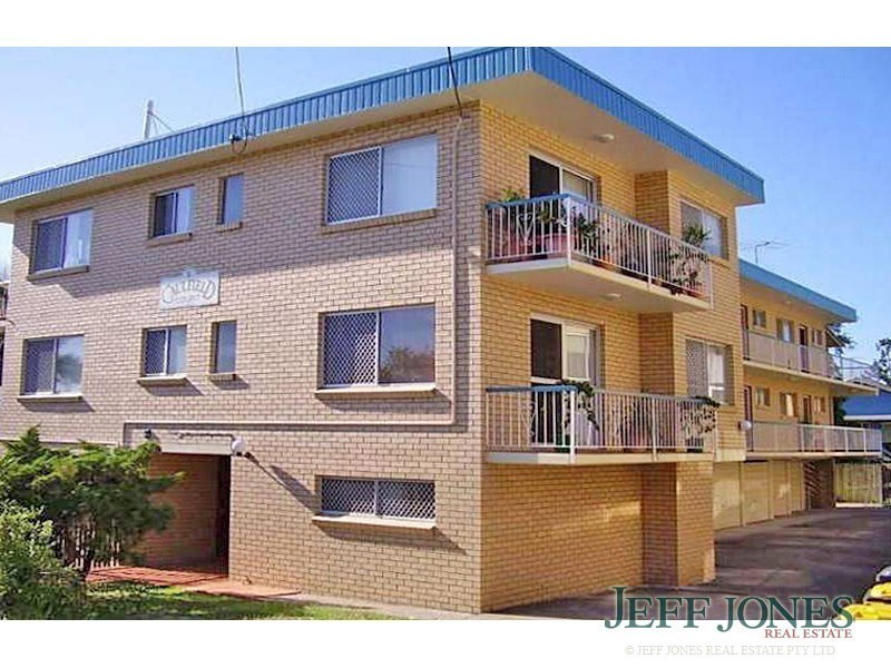 2/81 Kitchener Street, Coorparoo QLD 4151