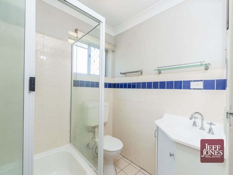 2/32 Beatrice Street, Greenslopes QLD 4120