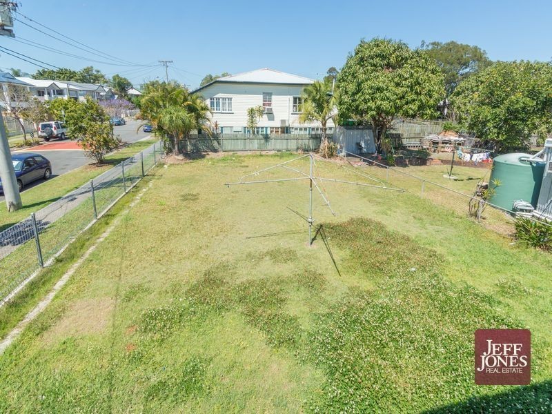 59 Deshon Street, Woolloongabba QLD 4102
