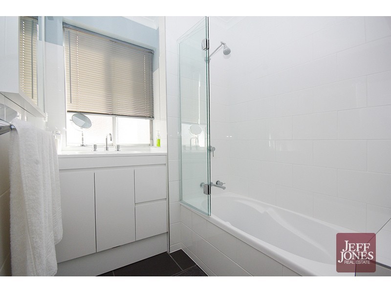 3/31 Ninth Street, Coorparoo QLD 4151