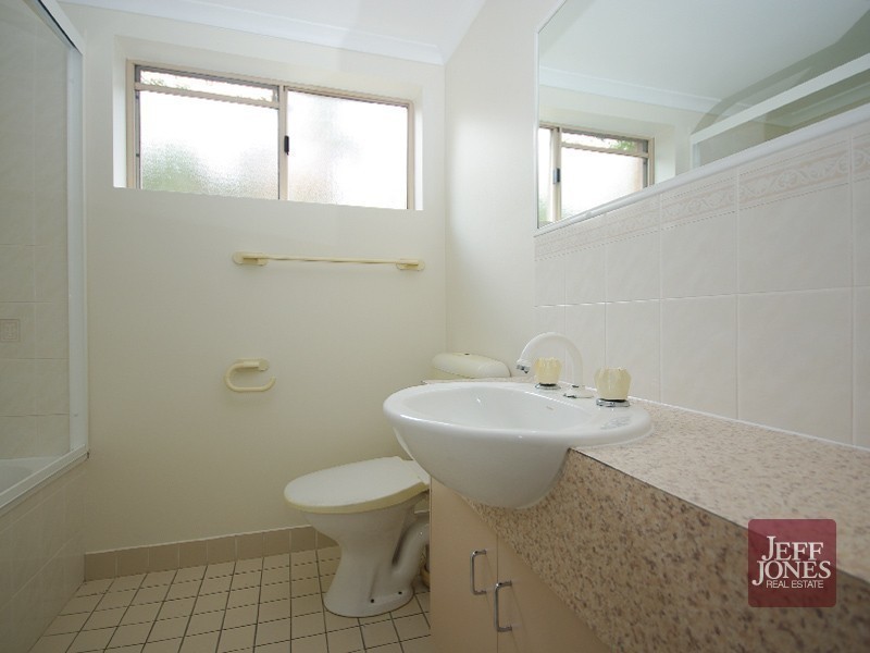 4/59 Wellington Street, Coorparoo QLD 4151