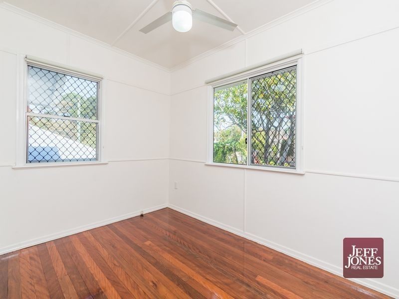 54 London Street, Eight Mile Plains QLD 4113