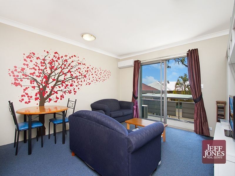 6/16 Ernest Street, Greenslopes QLD 4120