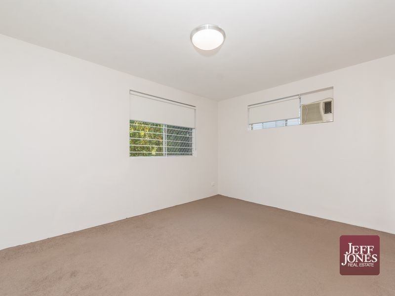 1/146 Juliette Street, Greenslopes QLD 4120