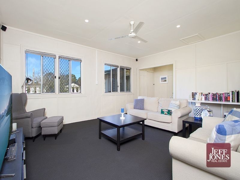 42 Station Road, Bethania QLD 4205