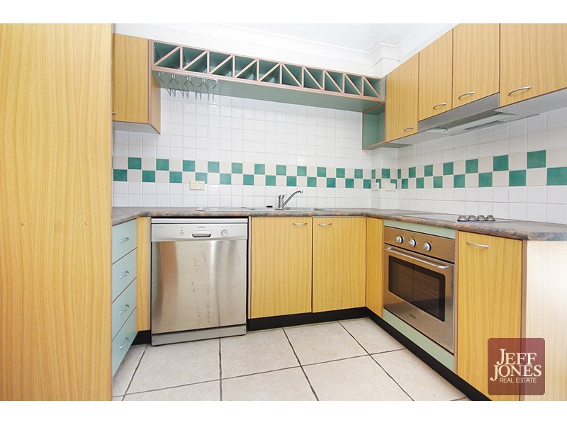 6/23 Ridge Street, Greenslopes QLD 4120