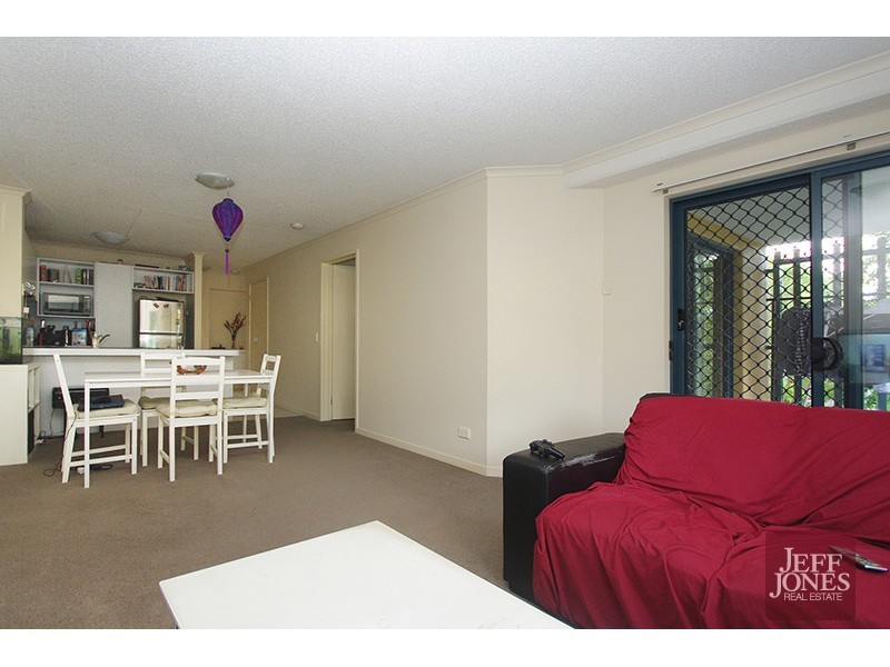 42/38 Palmer Street, Greenslopes QLD 4120