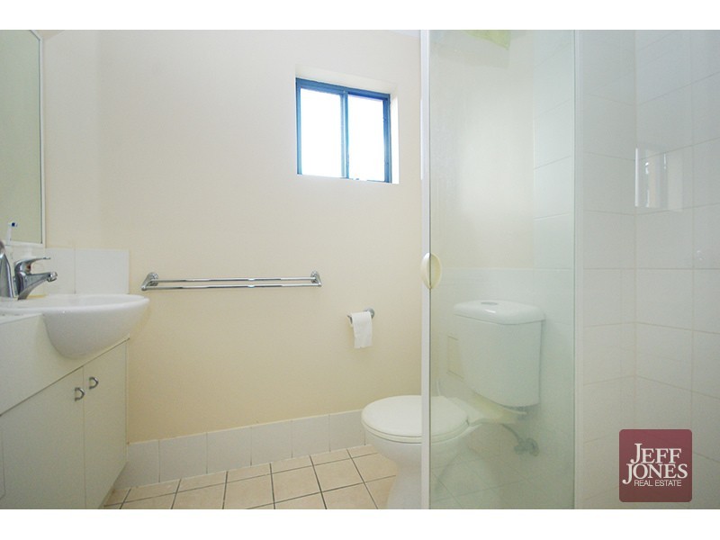 42/38 Palmer Street, Greenslopes QLD 4120