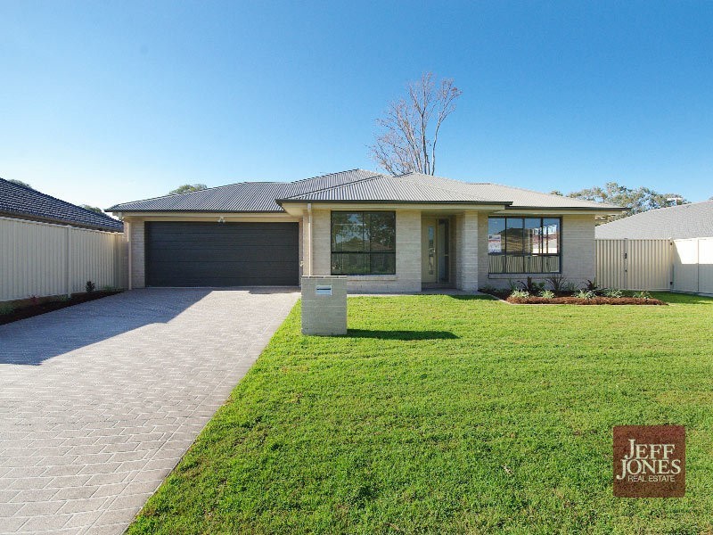 5 Stega Place, Wynnum QLD 4178