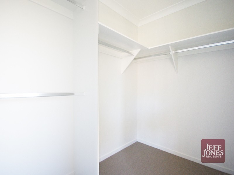 5 Stega Place, Wynnum QLD 4178