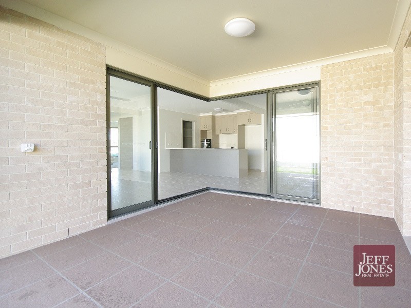 5 Stega Place, Wynnum QLD 4178