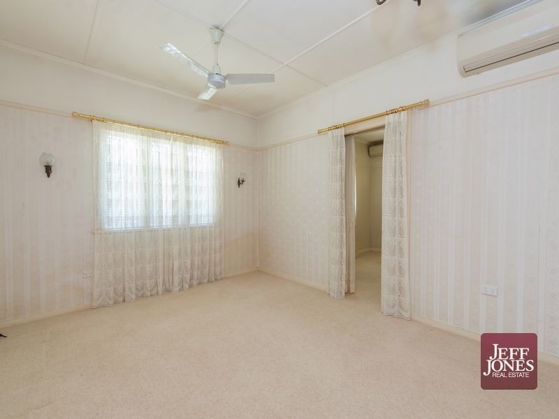 15 Octantis Street, Coorparoo QLD 4151