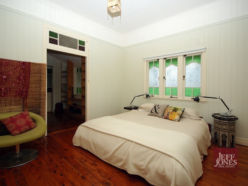 68 Lawson Street, Morningside QLD 4170