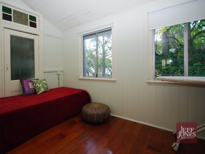 68 Lawson Street, Morningside QLD 4170