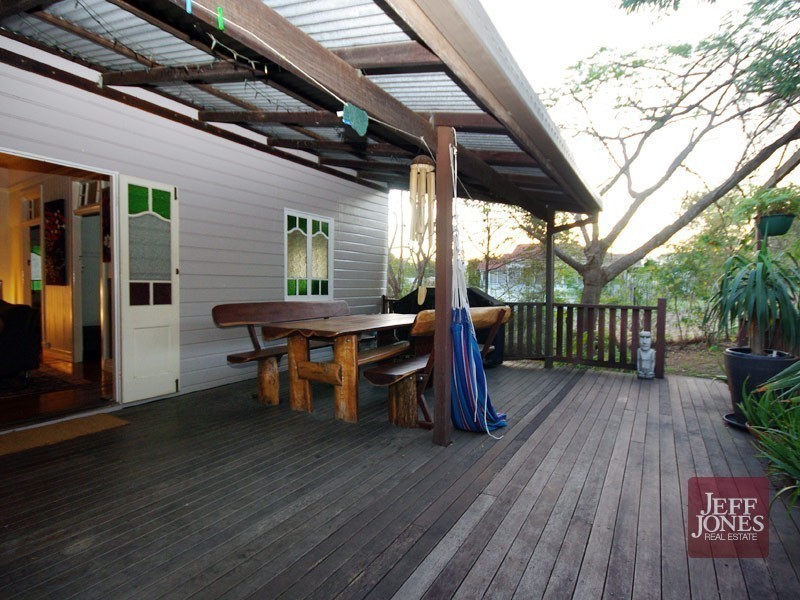 68 Lawson Street, Morningside QLD 4170