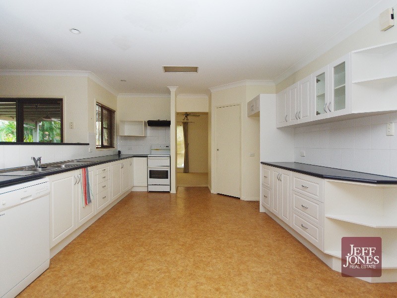 48 Briarwood Street, Carindale QLD 4152